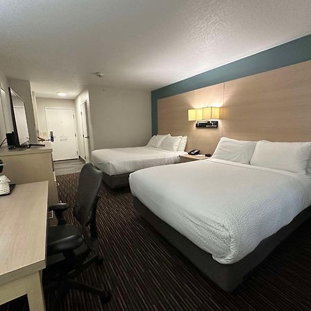 Best Western Watertown Esterno foto