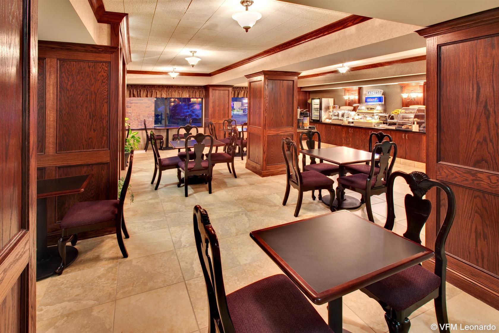 Best Western Watertown Esterno foto