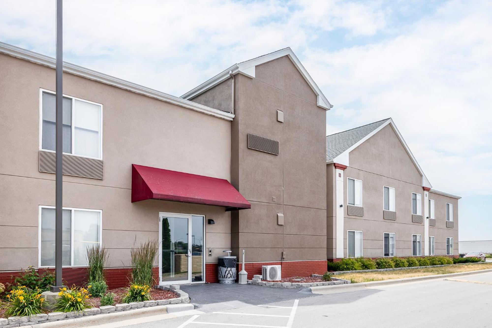 Best Western Watertown Esterno foto